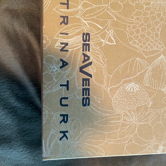 SeaVees Legend Sneakers - Picture 5 of 5